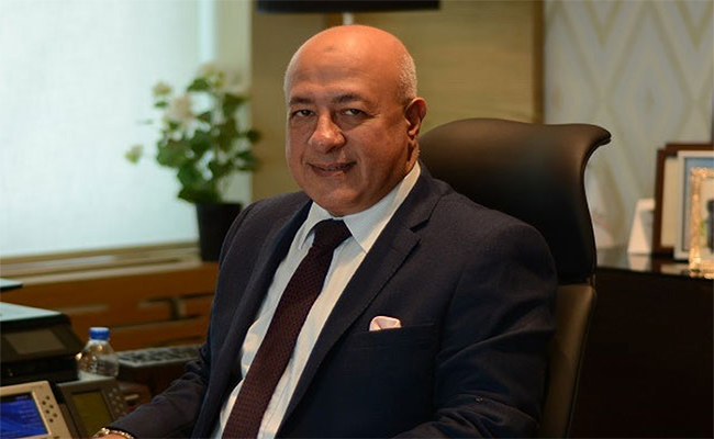 يحيى أبو الفتوح نائب رئيس البنك الأهلي المصري