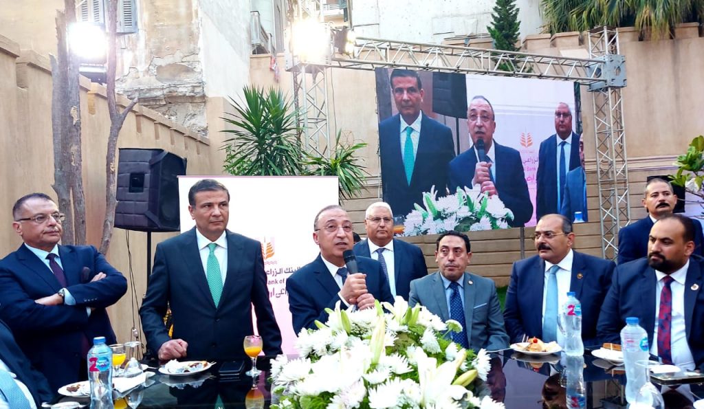 رئيس البنك الزراعي المصري يبحث تعزيز فرص الإستثمار مع محافظ الإسكندرية ويفتتحان أحدث الفروع الرئيسية