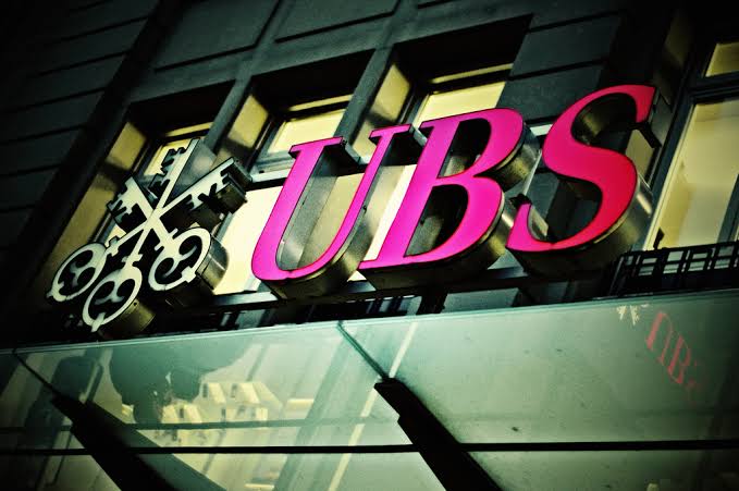 بنك UBS السويسري يقرر إلغاء الاستحواذ على «ويلث فرونت» بقيمة 1.4 مليار دولار