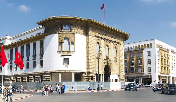 البنك المركزي المغربي يرفع سعر الفائدة 50 نقطة أساس إلى 2%