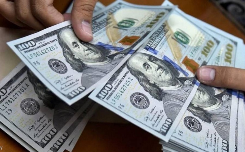 ارتفاع سعر الدولار أمام الجنيه في البنوك المصرية