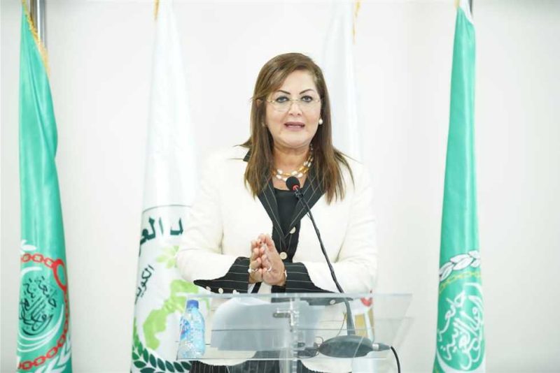 الدكتورة هالة السعيد وزيرة التخطيط والتنمية الإقتصادية خلال كلمتها بمؤتمر تمكين القطاع الخاص