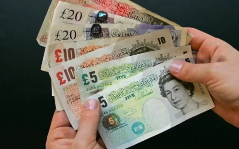 سعر الجنيه الاسترليني بالبنوك أمام الجنيه اليوم الأحد 9 أكتوبر 2022 سعر الجنيه الاسترليني في البنوك المصرية