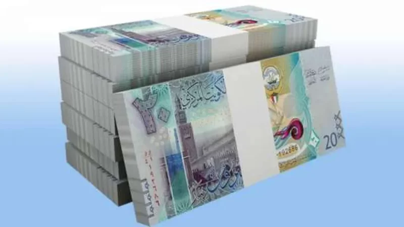 سعر الدينار الكويتي في البنوك المصرية