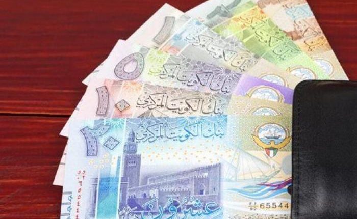 سعر الدينار الكويتي في البنوك المصرية
