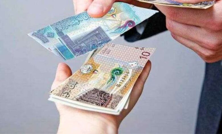 سعر الدينار الكويتي في البنوك المصرية