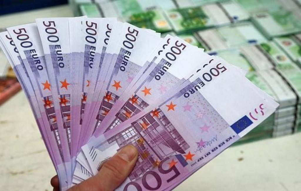 سعر اليورو بالبنوك أمام الجنيه اليوم الإثنين 24-10- 2022 سعر اليورو في البنوك المصرية