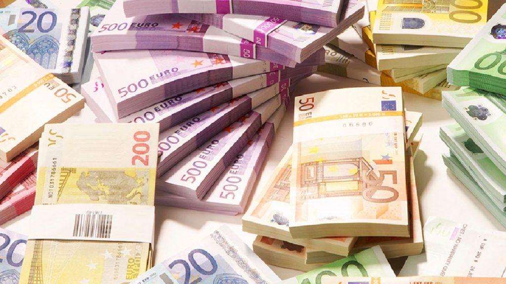 سعر اليورو بالبنوك أمام الجنيه اليوم السبت 22-10- 2022 سعر اليورو في البنوك المصرية