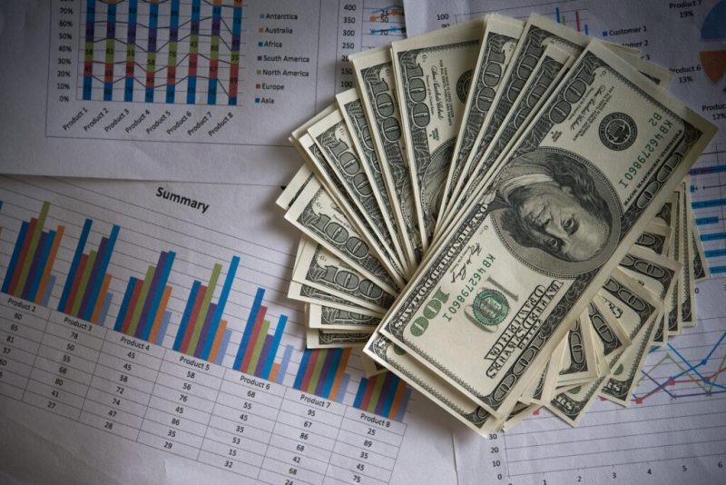 ارتفاع سعر الدولار في البنوك خلال تعاملات اليوم