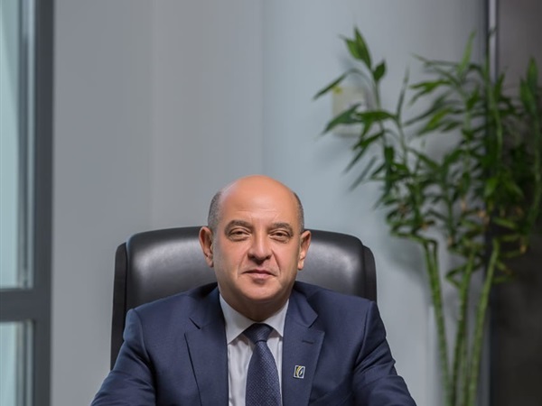 محمد برو, الرئيس التنفيذي لبنك الإمارات دبي الوطني