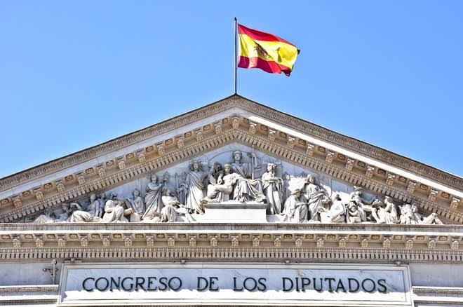 الحكومة الإسبانية تعلن حزمة بقيمة 10 مليارات يورو لتخفيف آثار التضخم