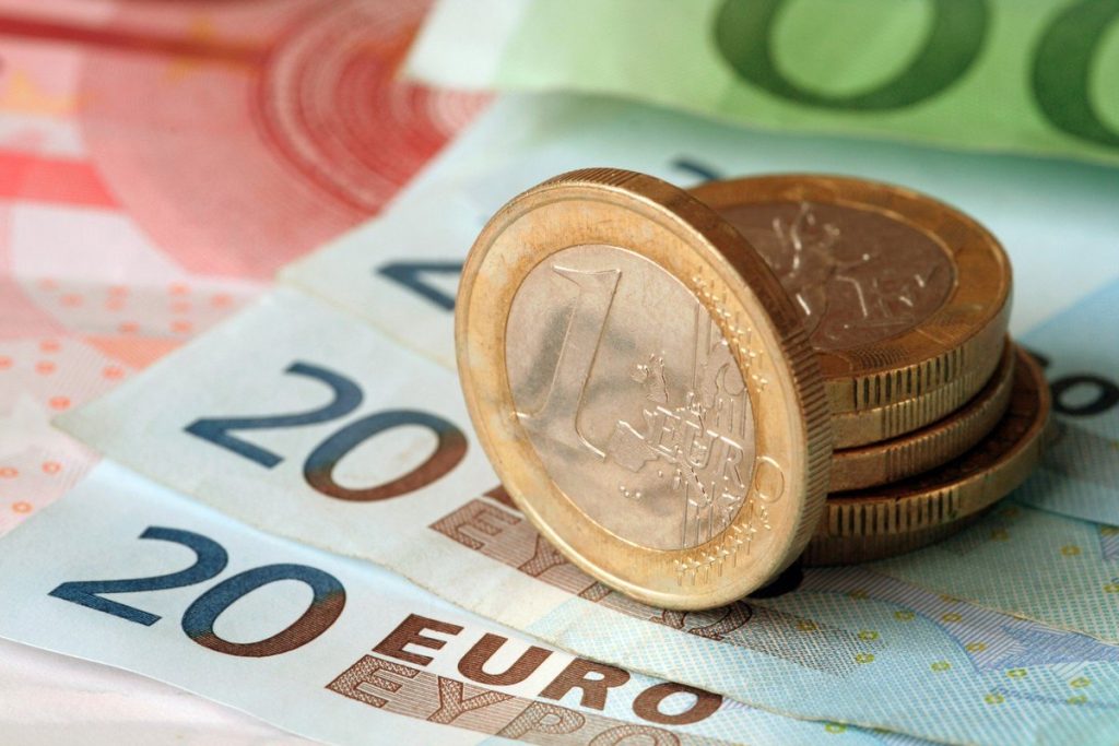 سعر اليورو بالبنوك أمام الجنيه اليوم الخميس 22-12- 2022 سعر اليورو في البنوك المصرية