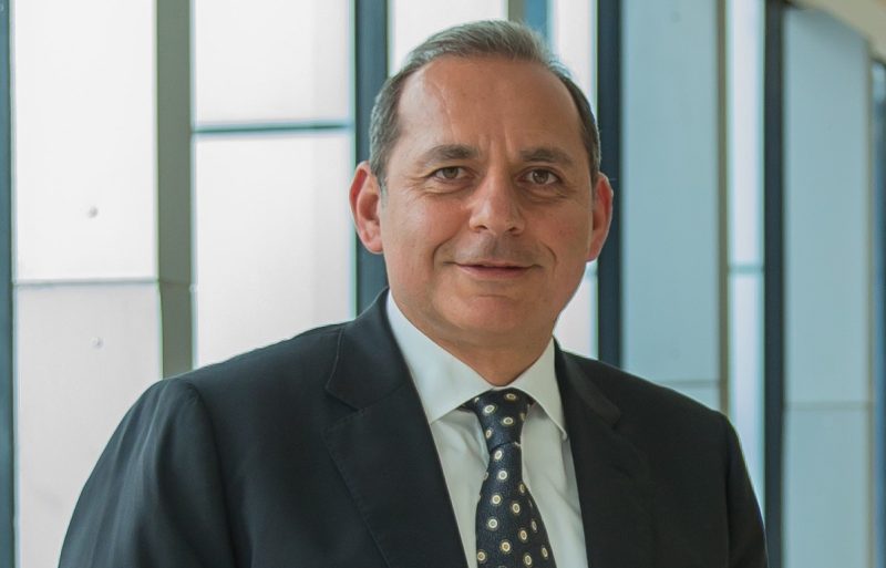 هشام عكاشة, رئيس البنك الأهلي المصري