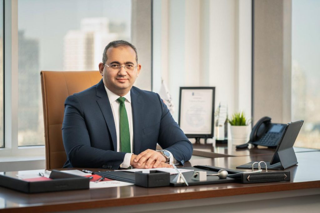 «تمويلي» تدشن أول فرع أخضر للتمويل متناهي الصغر يعمل بالطاقة الشمسية في مصر والشرق الأوسط أحمد خورشيد الرئيس التنفيذي والعضو المنتدب لشركة تمويلي