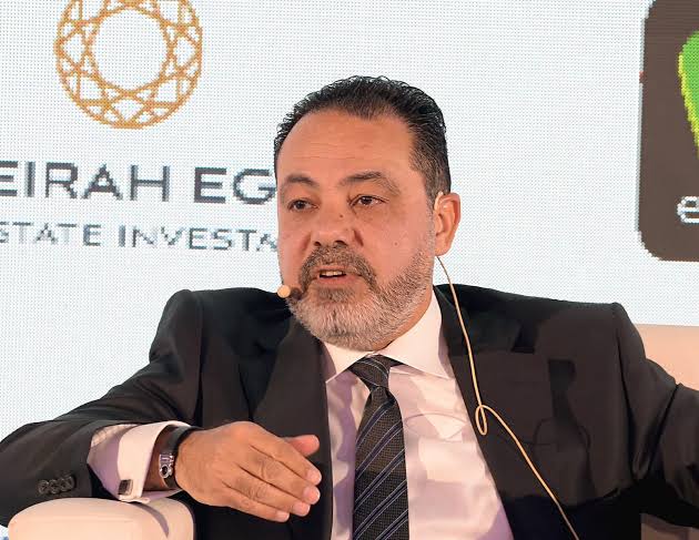 محمد عباس فايد,الرئيس التنفيذي لبنك أبو ظبي الأول