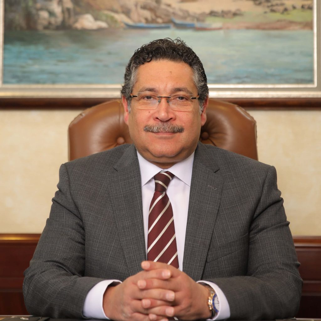 حسن غانم الرئيس التنفيذي العضو المنتدب لبنك التعمير والإسكان