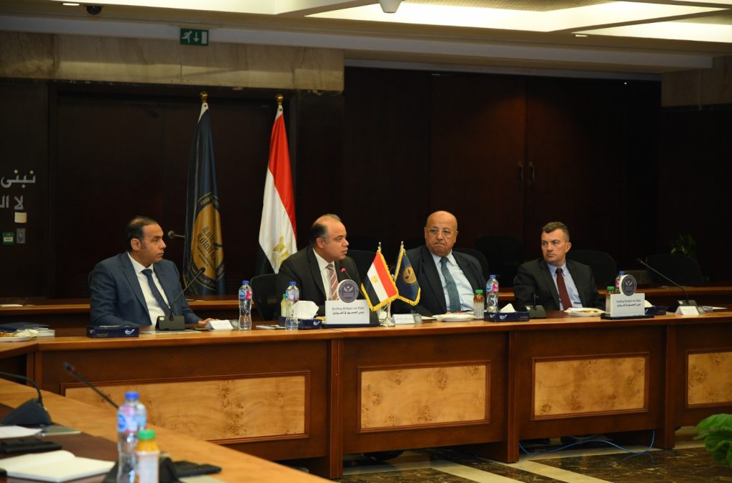 هيئة الرقابة المالية تبحث مع البنك المركزي بدولة جنوب السودان سبل التعاون المشترك