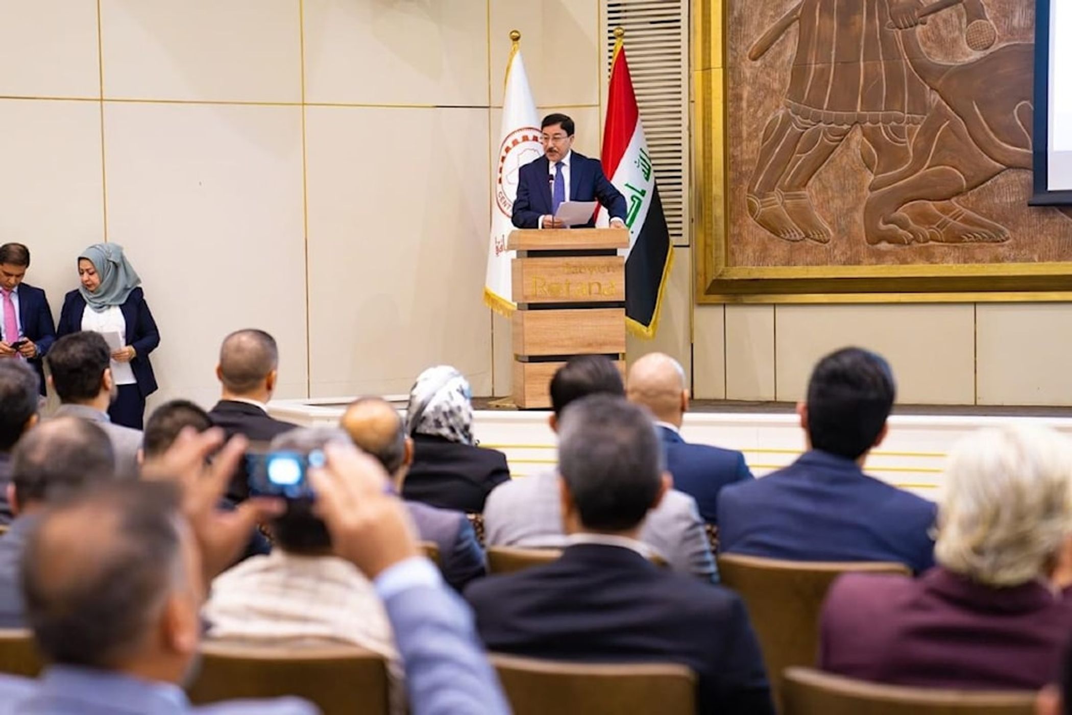 محافظ «المركزي العراقي»