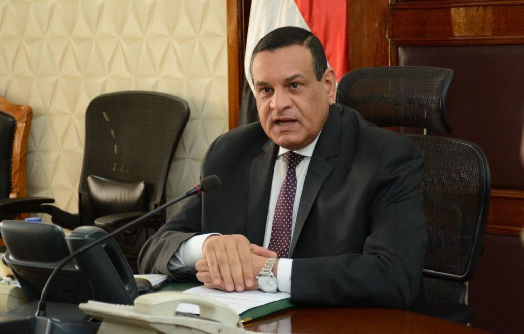 اللواء هشام وزير التنمية المحلية