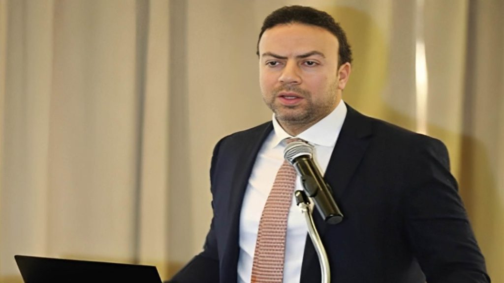 نائب محافظ المركزي: زيادة متوقعة في تحويلات المصريين بالخارج والصادرات رامي أبو النجا