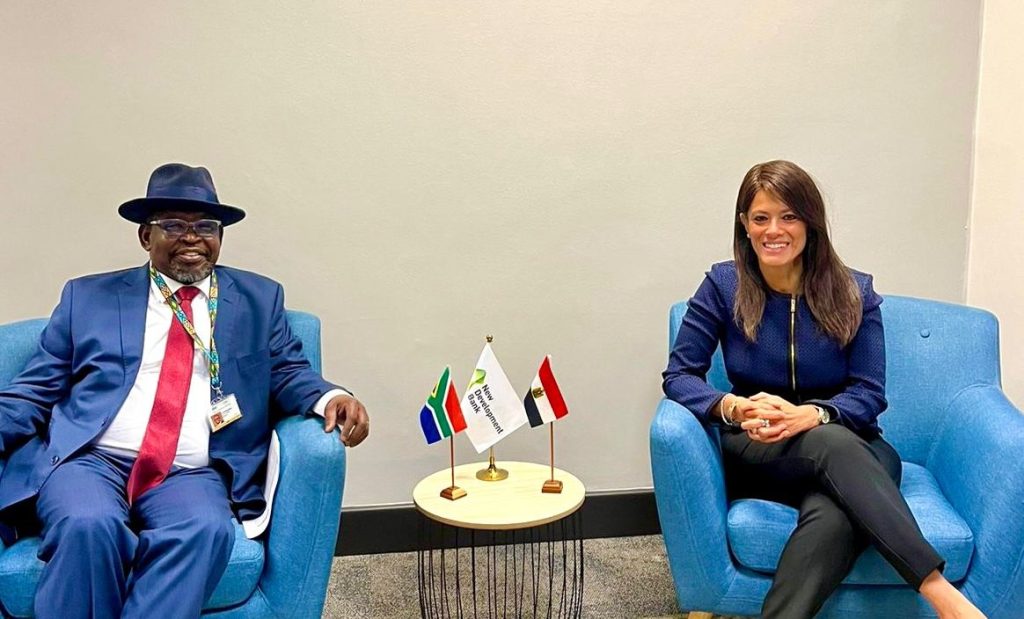 «المشاط» تبحث أوجه التعاون مع جنوب أفريقيا في إطار رئاستها لمجموعة العشرين العام المقبل