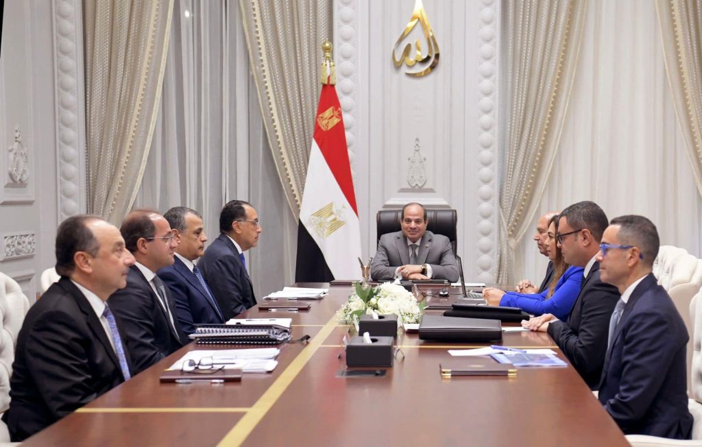الرئيس السيسي يتابع جهود تنفيذ الاستراتيجية الوطنية للصناعة
