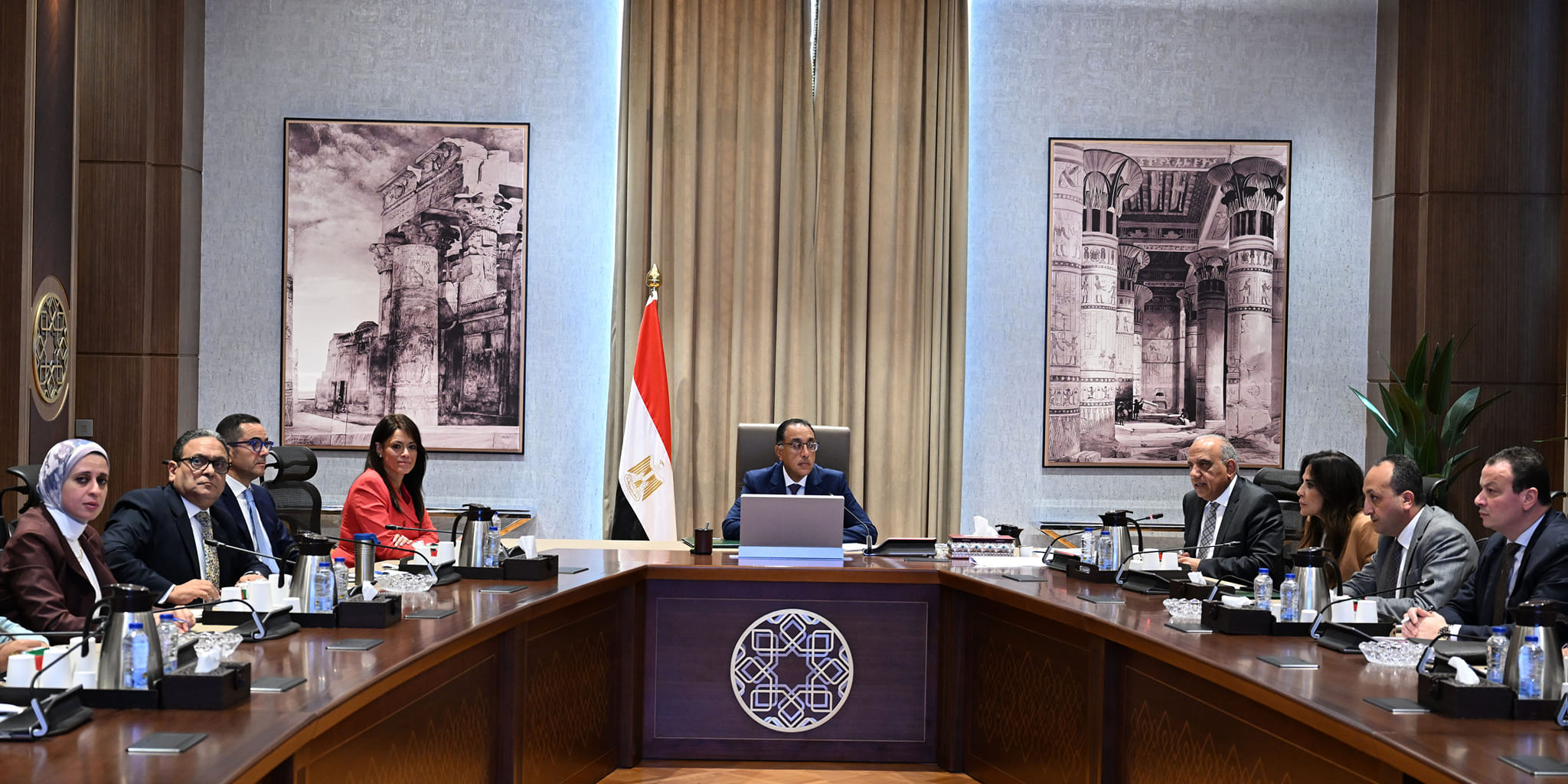 اجتماع رئيس الوزراء
