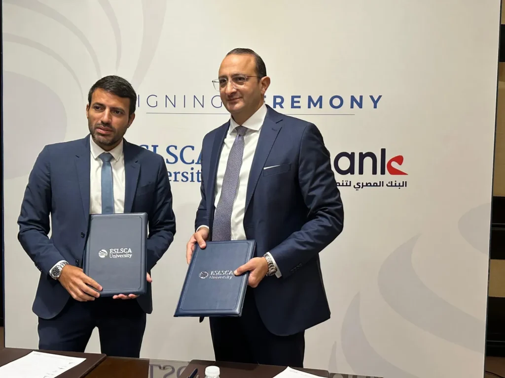 «EBank» يوقع اتفاقية تفاهم وشراكة مع جامعة «ESLSCA»
