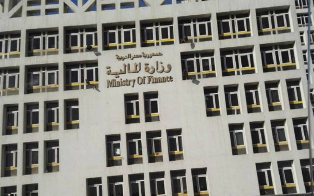 مصر تحصل على قرض مشترك بقيمة 2 مليار دولار