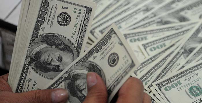 تراجع سعر الدولار الأمريكي أمام الجنيه المصري، اليوم الجمعة 9 مايو