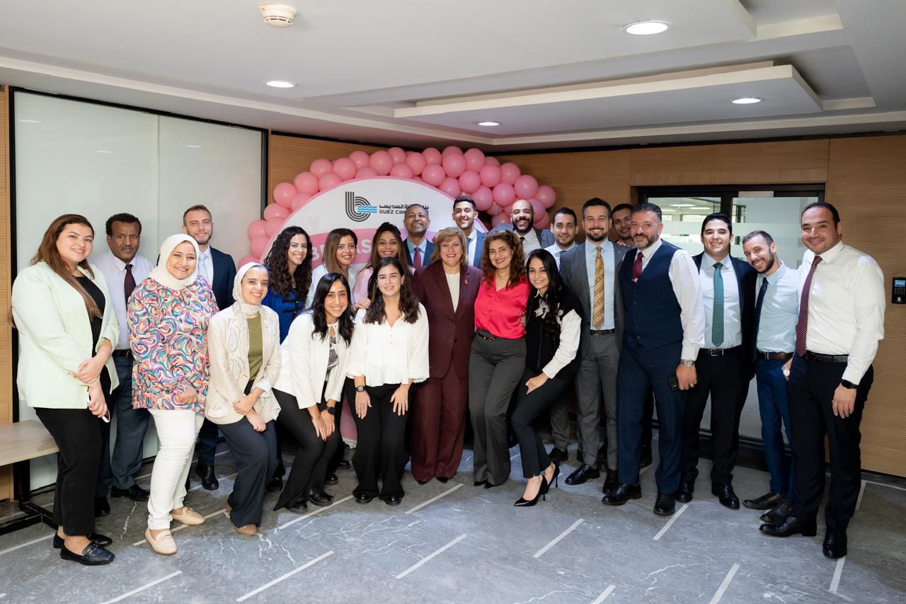 بنك قناة السويس ينظم معرضًا للحرف اليدوية لدعم محاربات سرطان الثدي