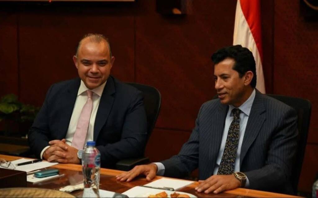 وزير الشباب مع رئيس الرقابة المالية