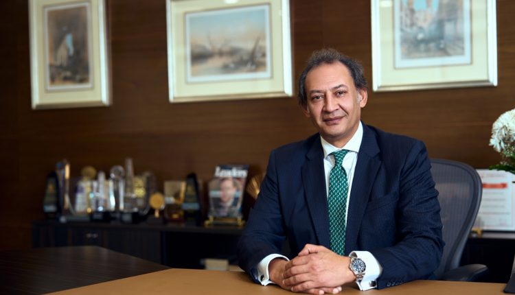 حازم حجازي الرئيس التنفيذي ونائب رئيس مجلس إدارة بنك البركة مصر