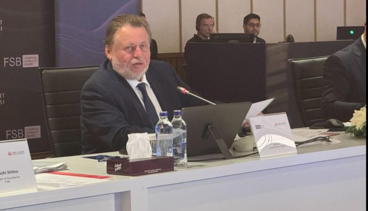 حسن عبد الله : البنوك المركزية تتجه خفض أسعار الفائدة مع تراجع الضغوط التضخمية