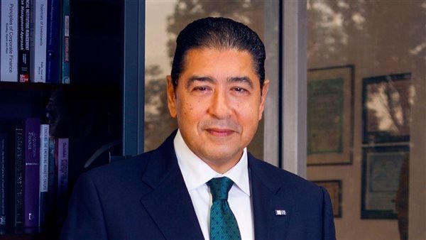 الرئيس التنفيذي للبنك التجاري الدولي يوجه بالتحقيق في شكوى عميل على فيسبوك