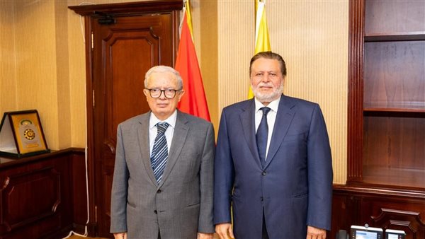 محافظ البنك المركزي يبحث جهود الحد من التضخم مع نائب رئيس مجلس الوزراء