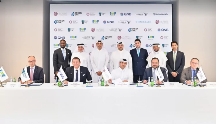 جانب من فعاليات التوقيع