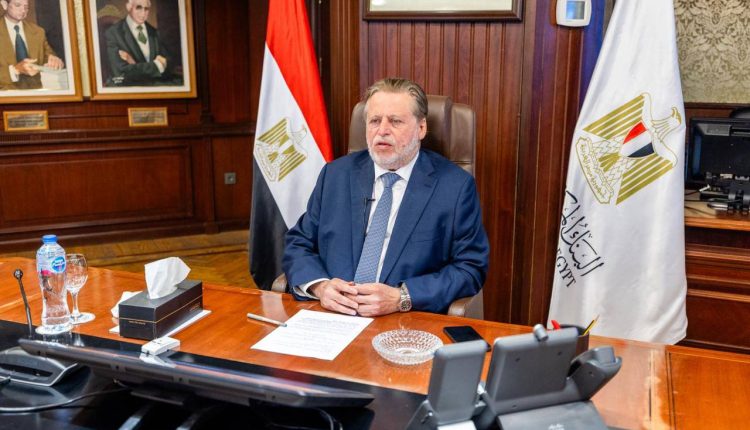 حسن عبدالله محافظ البنك المركزي المصري