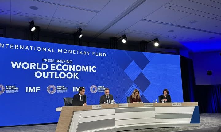 جانب من اجتماعات الربيع