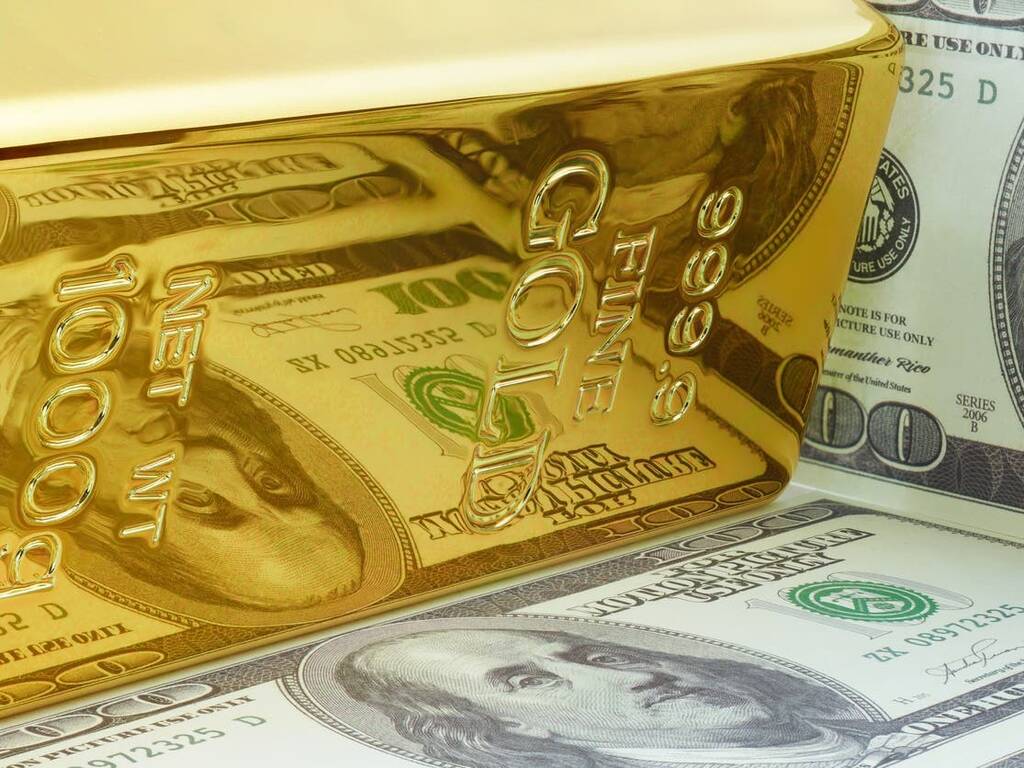 استقرار الدولار وتراجع الذهب عالمياً وسط ترقب المستثمرين لتطورات الحرب