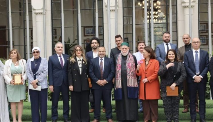 قناة السويس