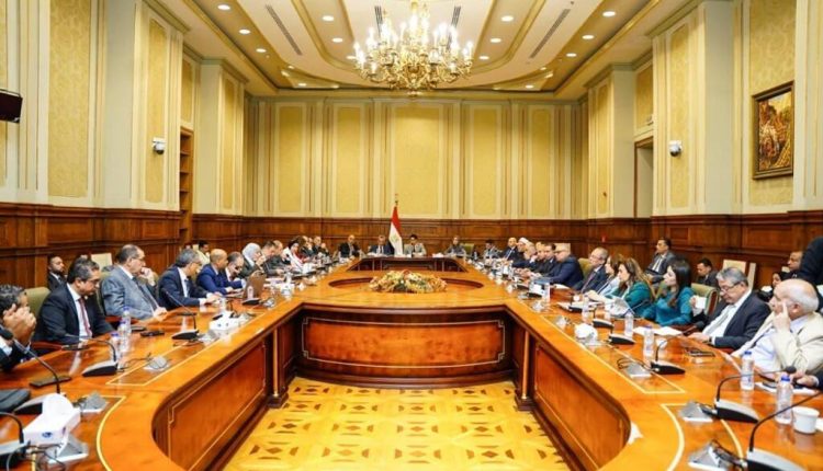اجتماع لجنة الشئون المالية والاقتصادية والاستثمار بمجلس الشيوخ