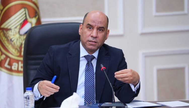 حسن رداد وزير العمل