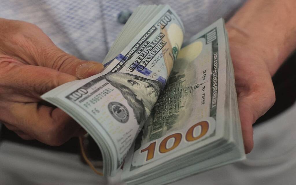 سعر الدولار مقابل الجنيه المصري اليوم الثلاثاء 6-10-2026 في البنوك سعر الدولار
